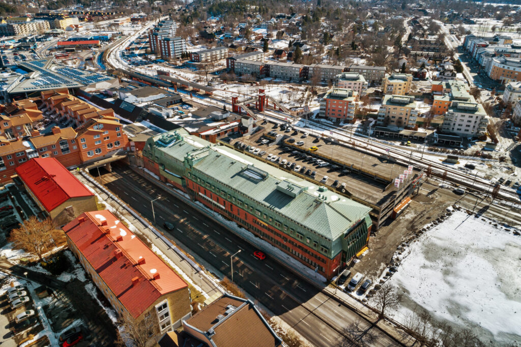 Revelop förvärvar fastighet med potential i stadsutvecklingen av centrala Åkersberga